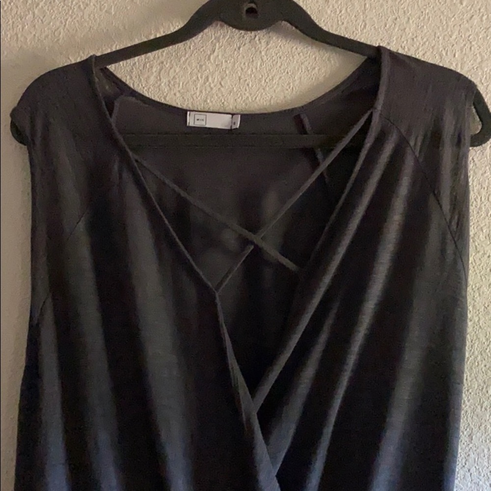 💥3for$25💥M/C Adorable High Low Short Sleeve Top